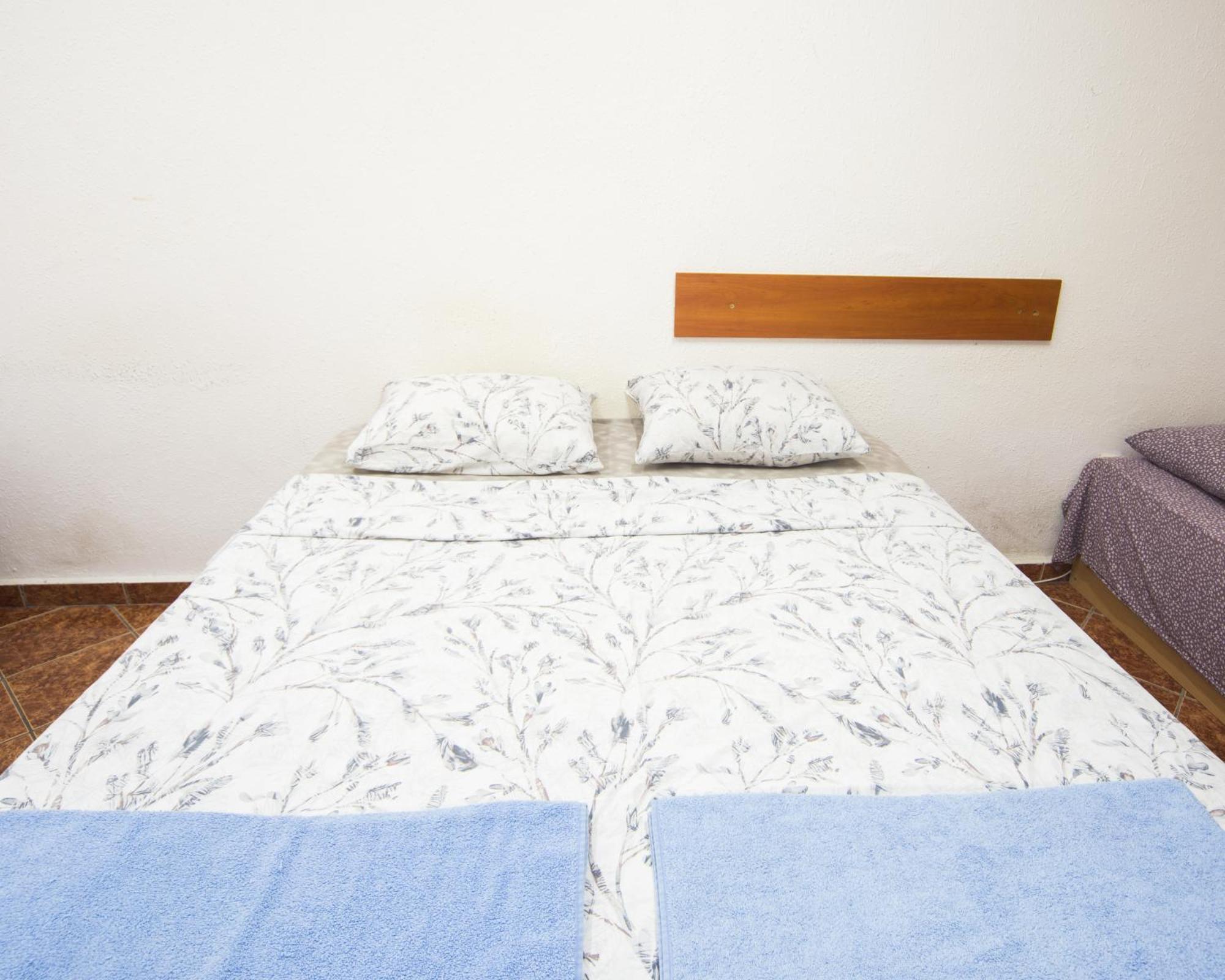 Center - Basic Flat - 10 Min To The Beach Lägenhet Burgas Exteriör bild